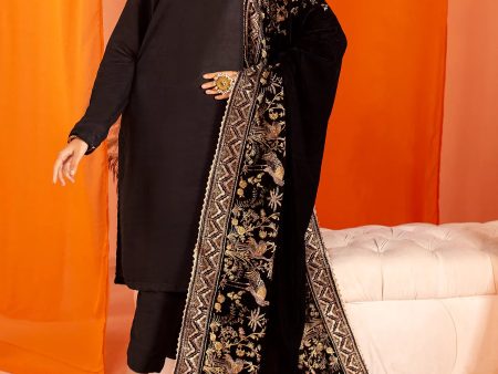 Black Embroidered Ladies Shawl Fashion